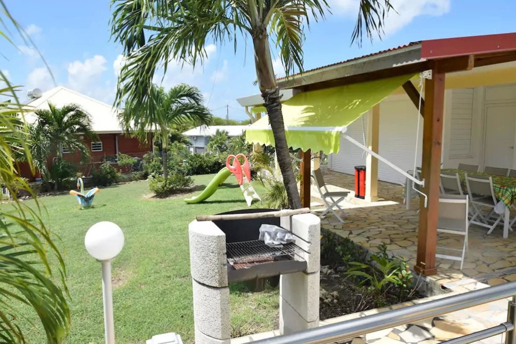 Apartment Sunny, 4-bedroom House In Francois With A Swimming Pool And Terr *
