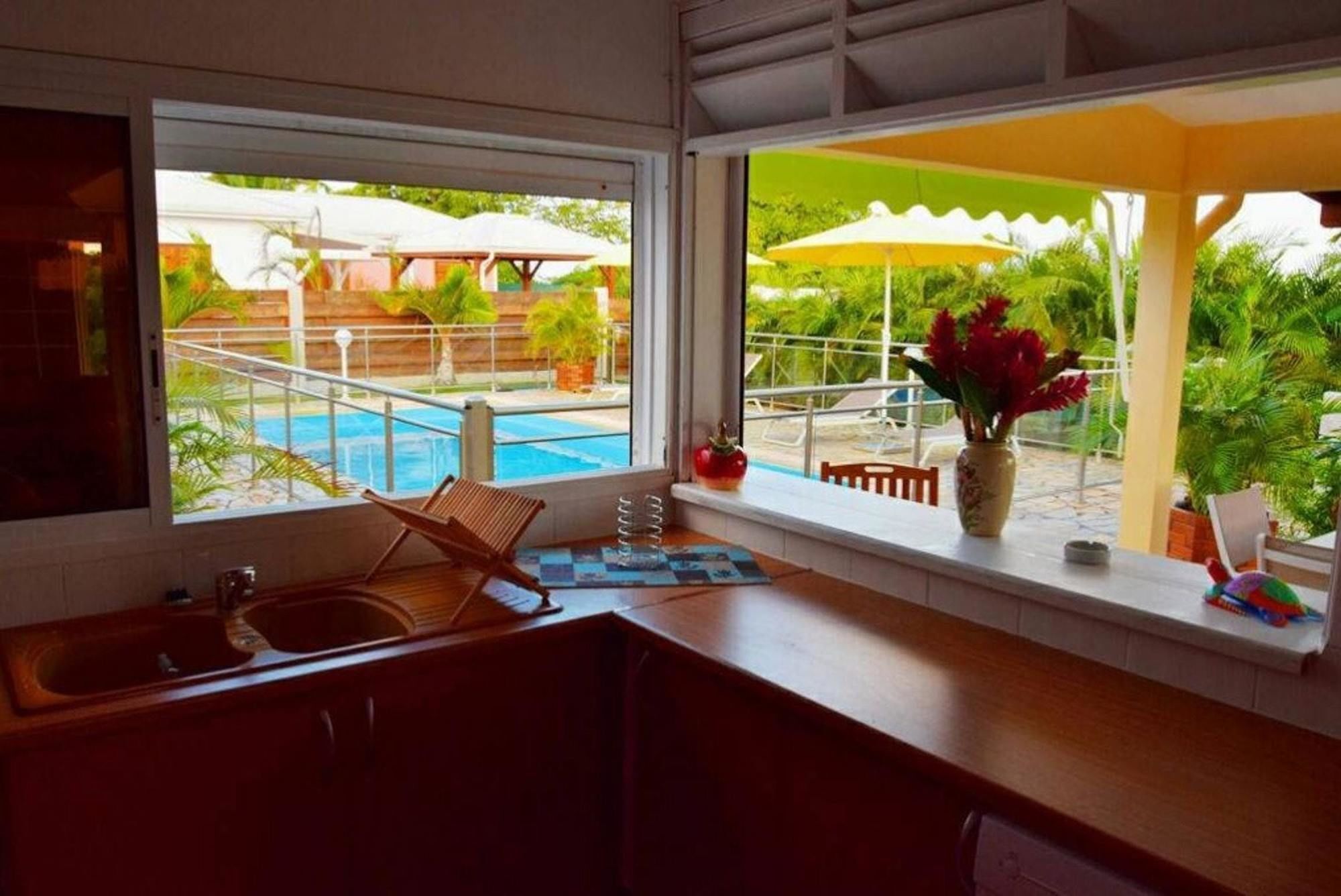 Sunny, 4-bedroom House In Francois With A Swimming Pool And Terr Appartement Saint-Francois (Grande-Terre)